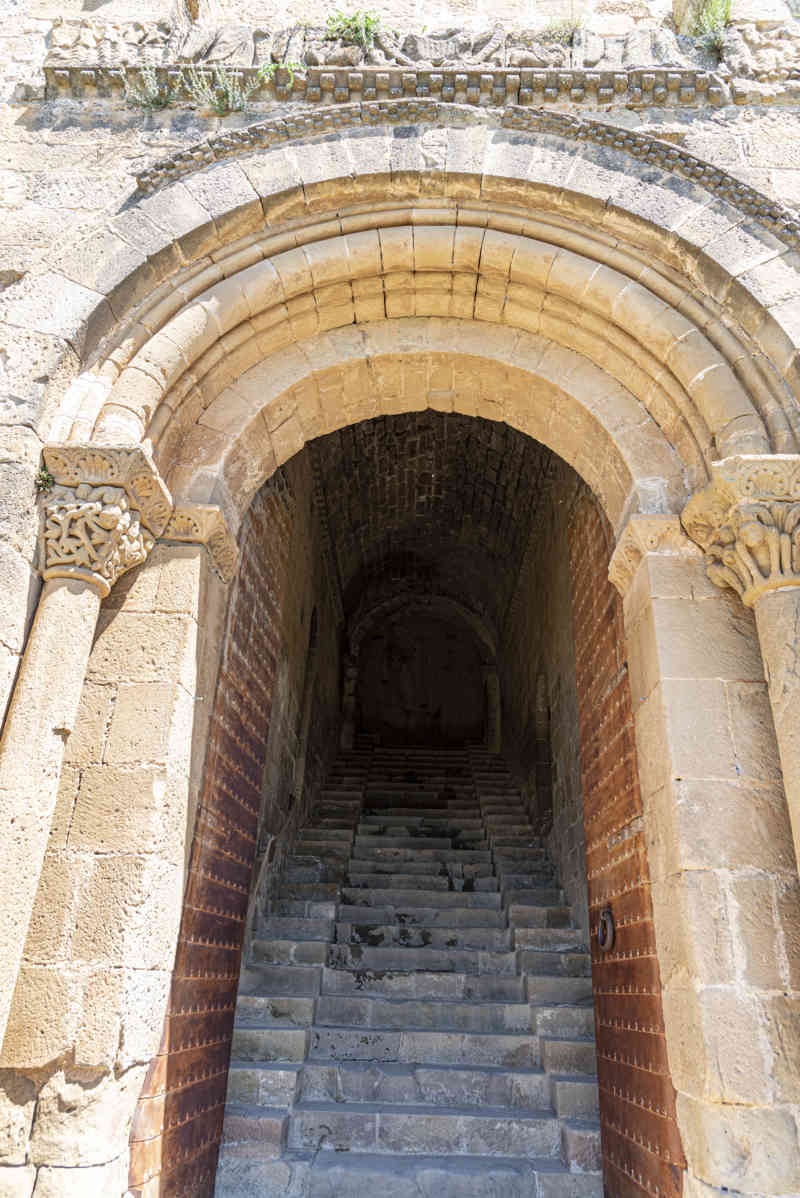 Huesca - Loarre - castillo de Loarre 22.jpg